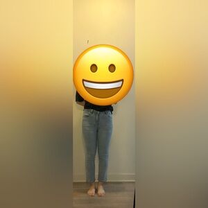 Midrise ankle length blue jeans size 28